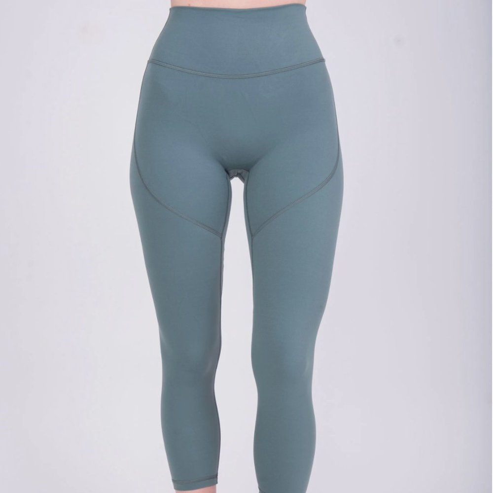 P’tula | The Shelby Leggings 23” Basil